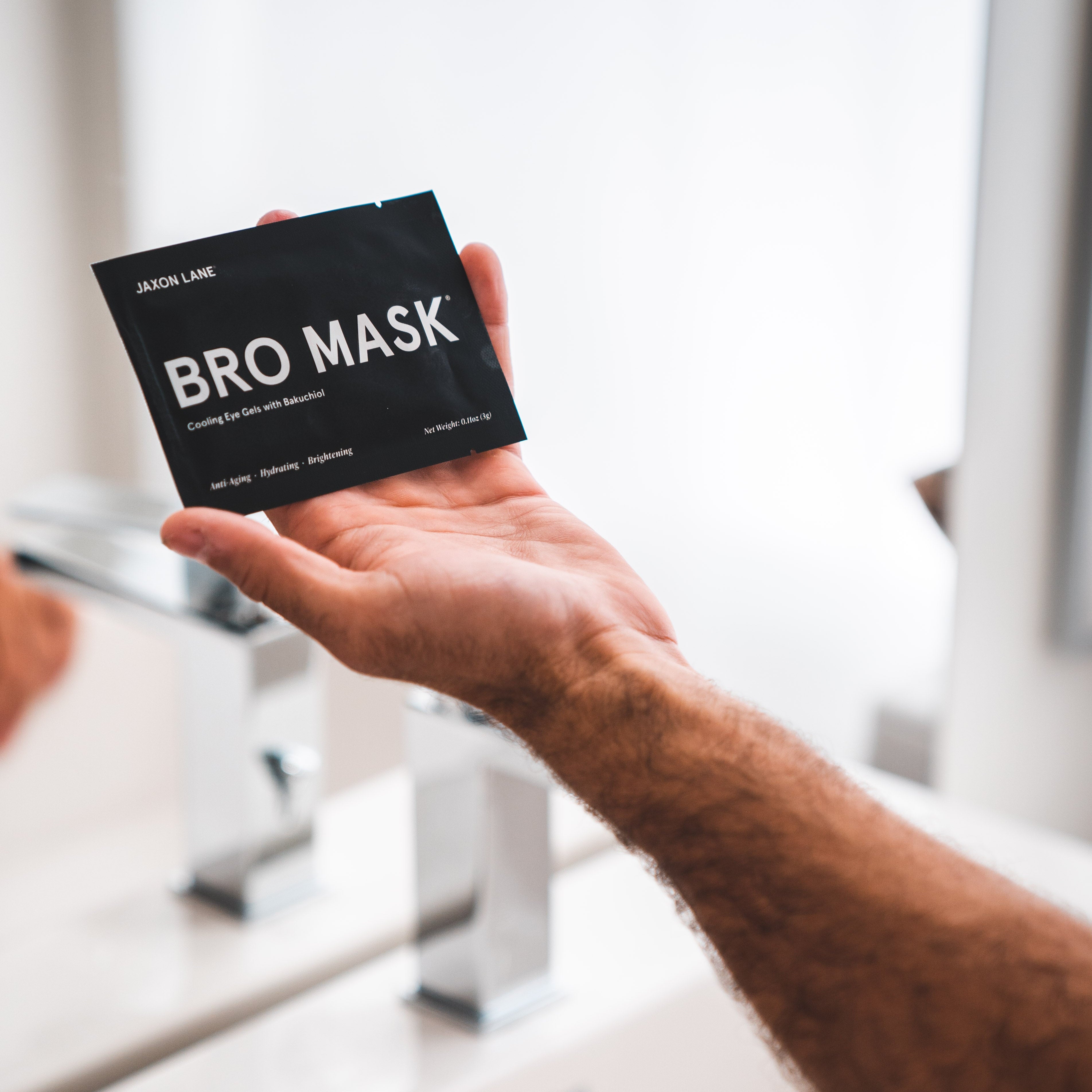 bro mask eye gel